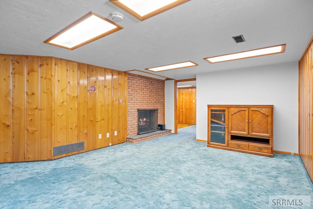 Idaho Falls, Idaho 83401, United States, 3 Bedrooms Bedrooms, ,2 BathroomsBathrooms,Residential,Active,232143