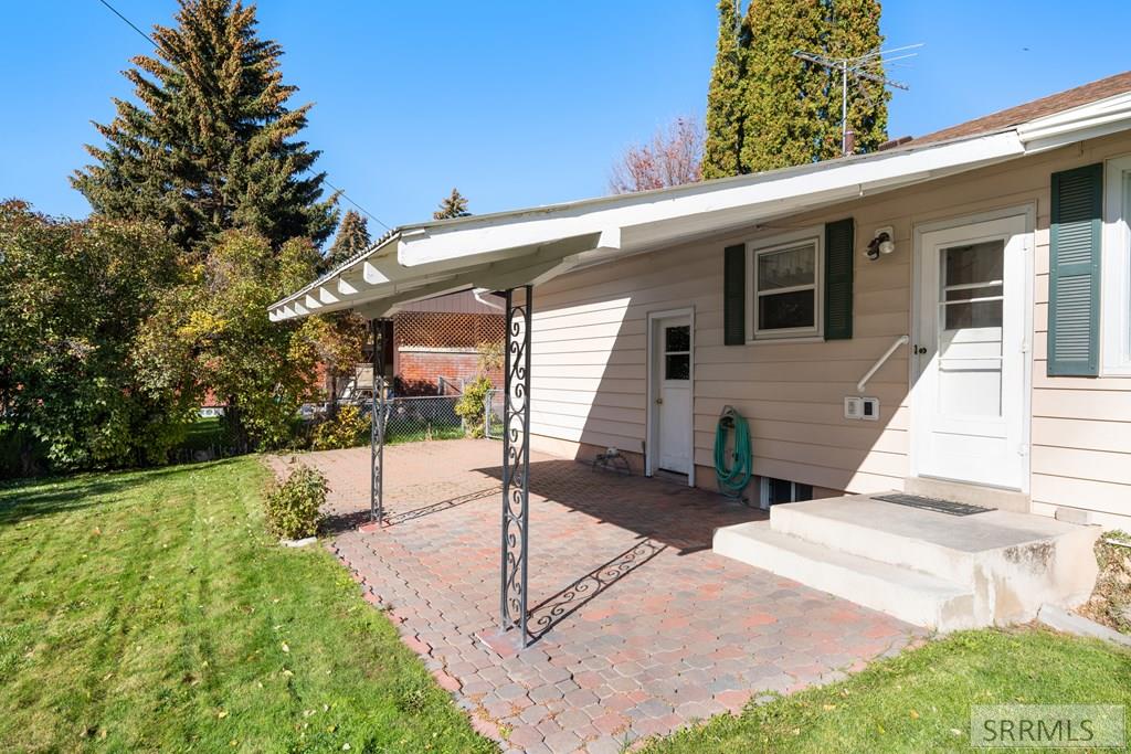 Idaho Falls, Idaho 83401, United States, 3 Bedrooms Bedrooms, ,2 BathroomsBathrooms,Residential,Active,232143