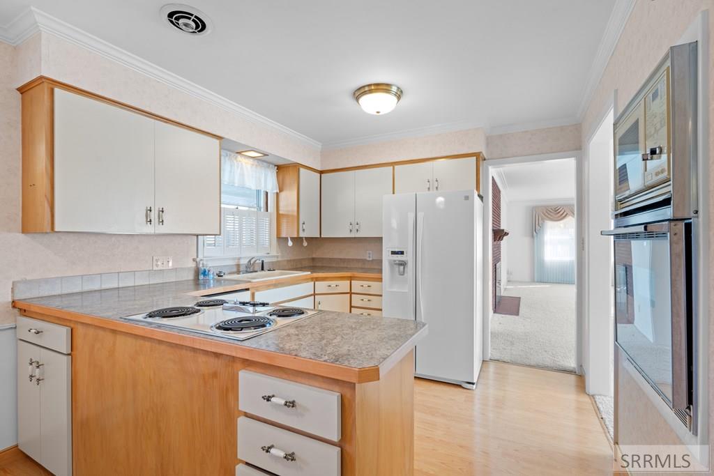 Idaho Falls, Idaho 83401, United States, 3 Bedrooms Bedrooms, ,2 BathroomsBathrooms,Residential,Active,232143