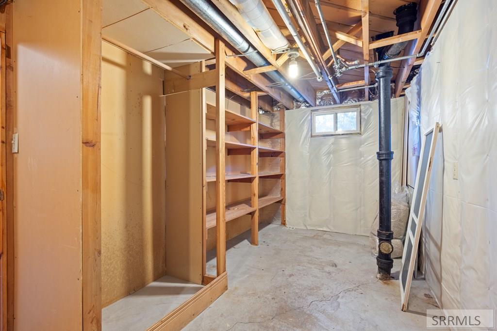 Idaho Falls, Idaho 83401, United States, 3 Bedrooms Bedrooms, ,2 BathroomsBathrooms,Residential,Active,232143