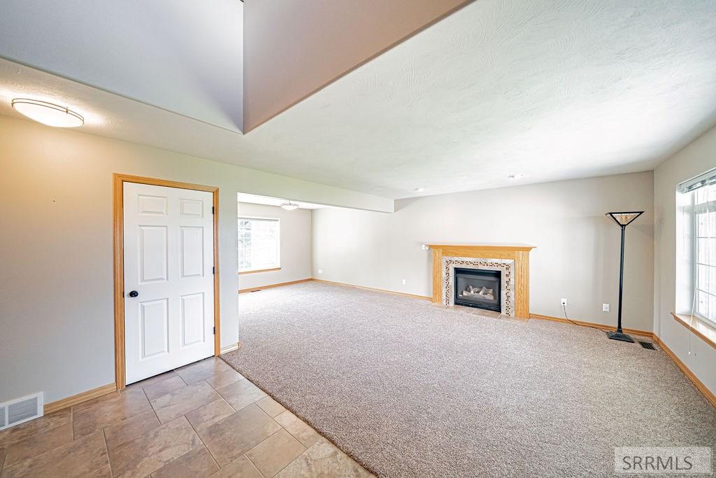 275 Richmond Circle