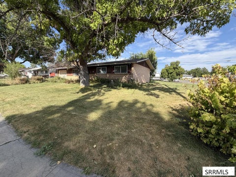 Homes For Sale - 676 Davidson Drive<br/> Bonneville County, IDAHO FALLS, ID 83401