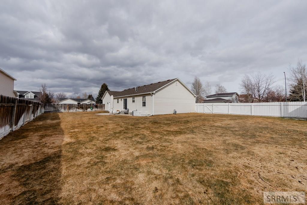 4860 Cumberland Drive, IDAHO FALLS, Idaho image 37