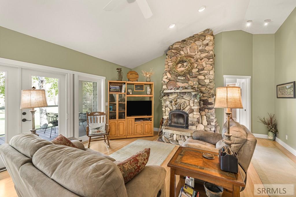 416 E 700 N, FIRTH, Idaho image 8