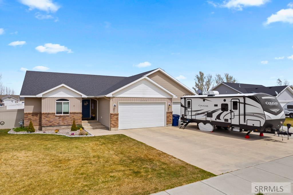 2533 N Barnes Way, IONA, Idaho image 1