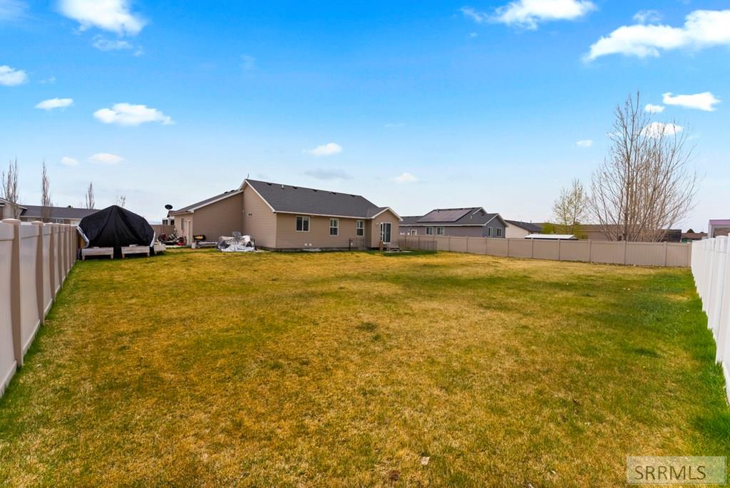 2533 N Barnes Way, IONA, Idaho image 27