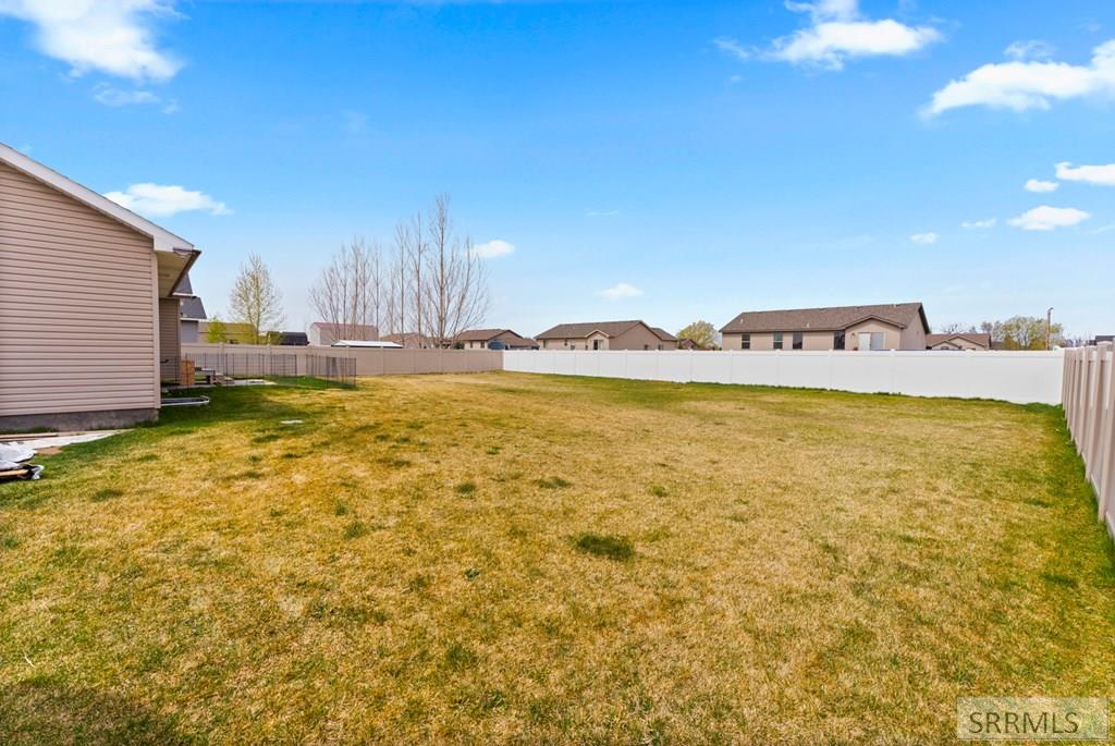2533 N Barnes Way, IONA, Idaho image 25
