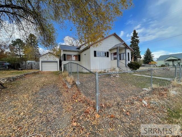 206 Bulwer Street, SALMON, Idaho image 1