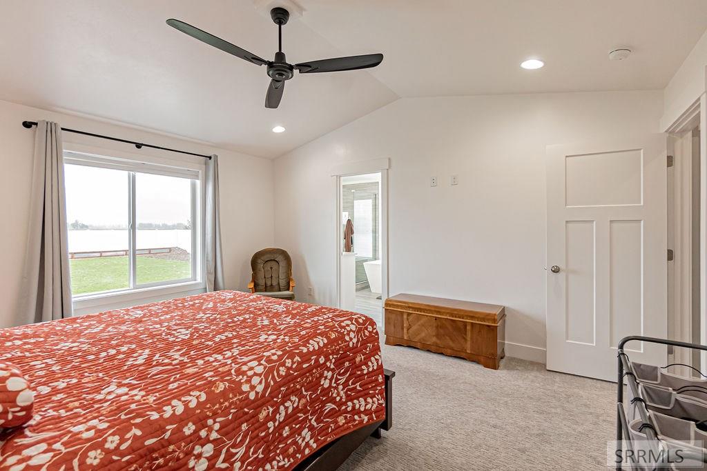 5081 Smith Drive, IONA, Idaho image 12