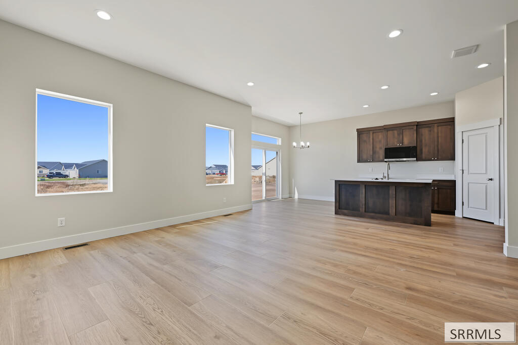 6207 Willow Oak Lane