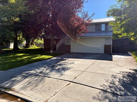 Homes For Sale - 981 Bluebird Lane<br/> Bonneville County, IDAHO FALLS, ID 83402