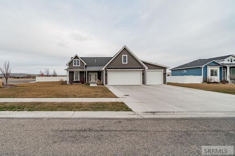 Photo of 1960 N Mesa Canyon Drive, IDAHO FALLS, ID 83401 (MLS # 2184999)