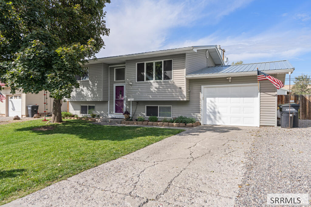 1980 Falcon Drive
