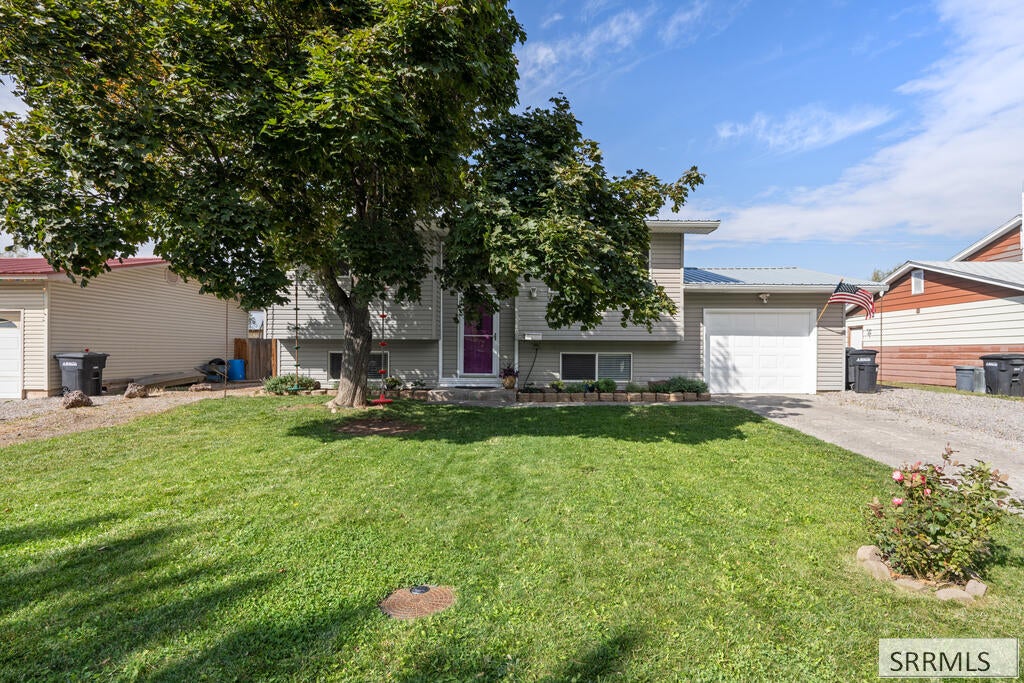 1980 Falcon Drive