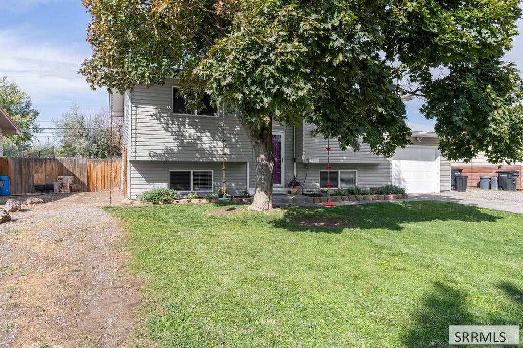 1980 Falcon Drive