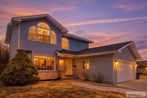 Photo of 2401 Hoopes Ave, IDAHO FALLS, ID 83404 (MLS # 2182009)