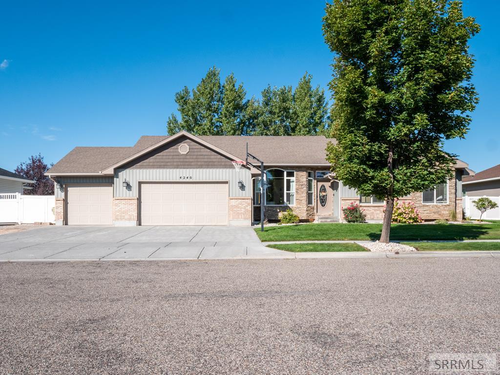 4240 Silverado Drive, IDAHO FALLS, Idaho image 1