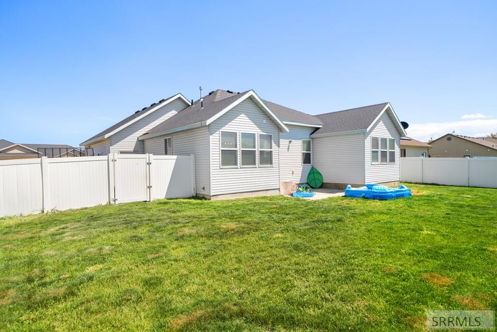 4877 Sabrina Dr, CHUBBUCK, Idaho image 7