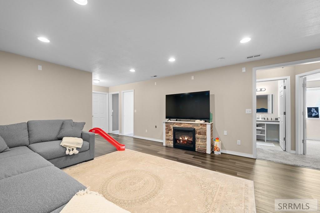 4877 Sabrina Dr, CHUBBUCK, Idaho image 35