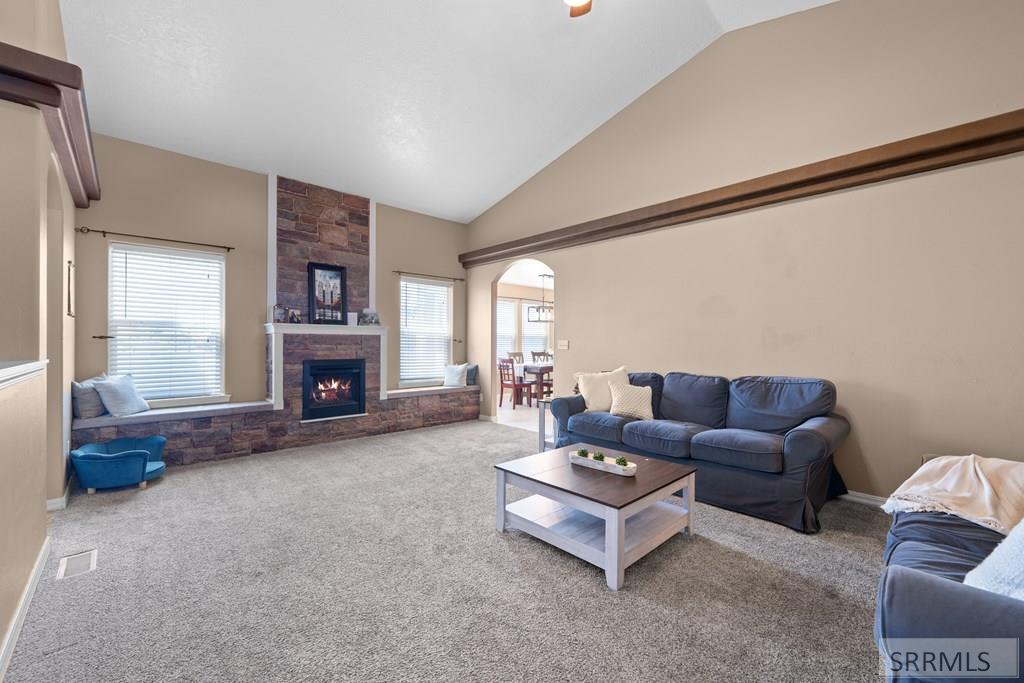 4877 Sabrina Dr, CHUBBUCK, Idaho image 11