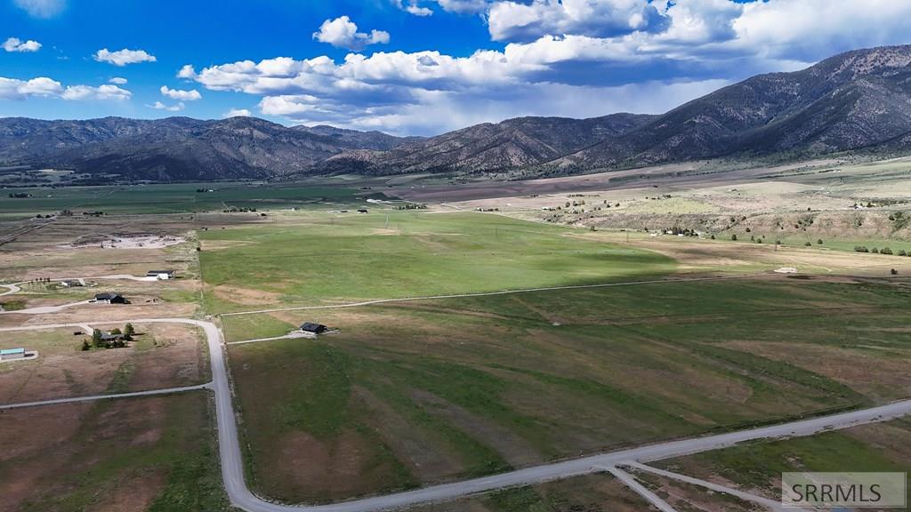 10 Acres Old Irwin Road