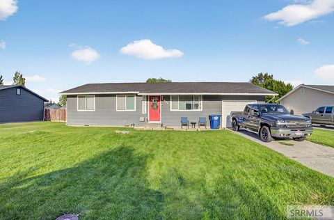 Photo of 300 N Farnsworth Drive, IDAHO FALLS, ID 83401 (MLS # 2178281)