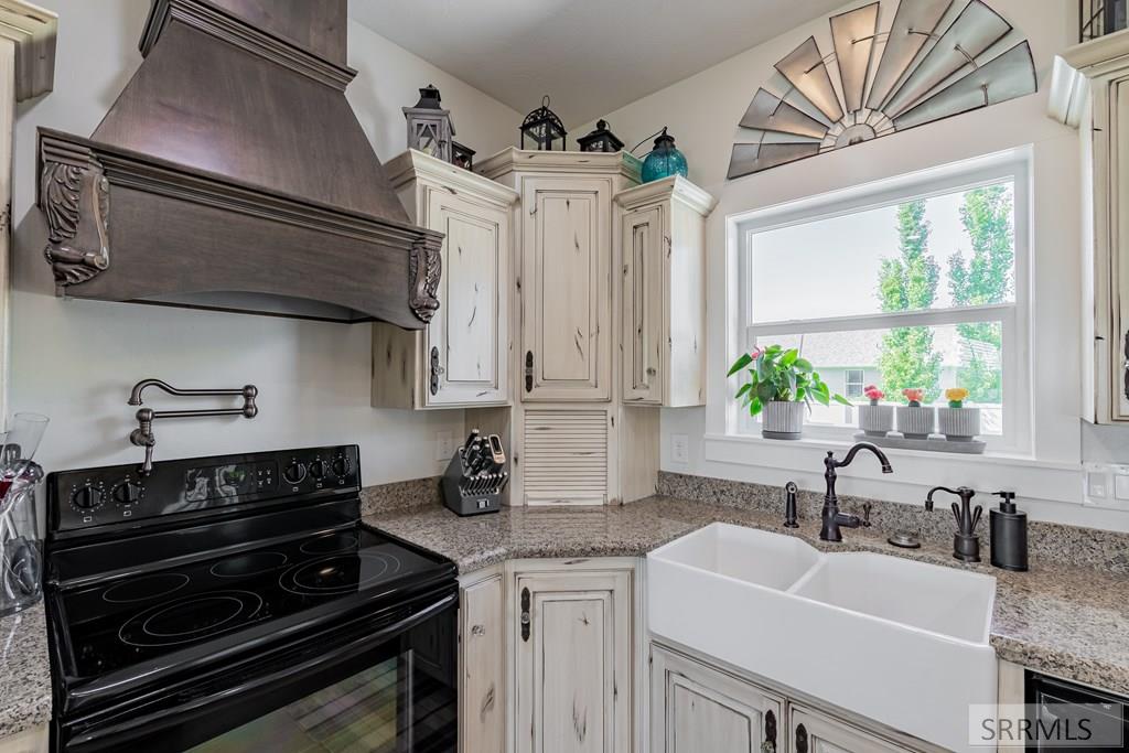 636 Birmingham Lane, IDAHO FALLS, Idaho image 17