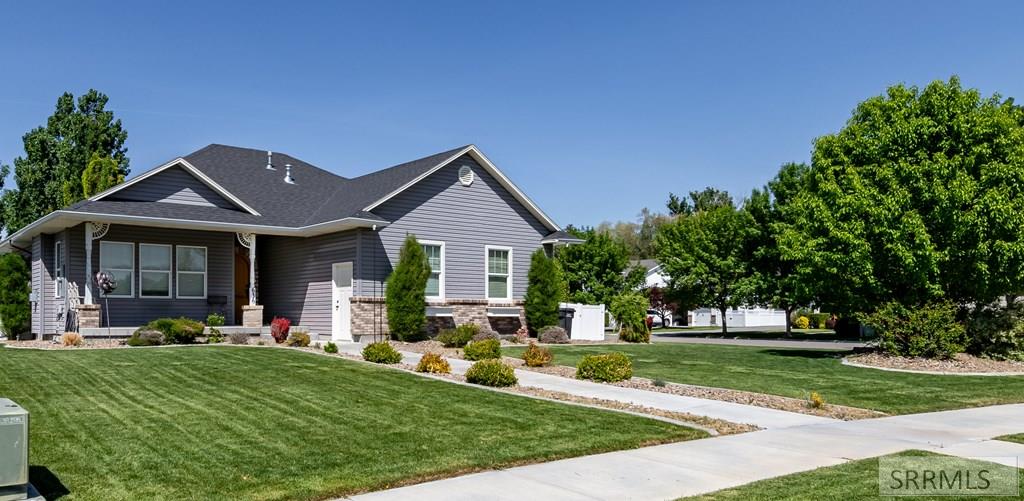 636 Birmingham Lane, IDAHO FALLS, Idaho image 2