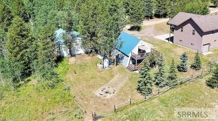 4052 Kickapoo Lane, ISLAND PARK, Idaho image 2