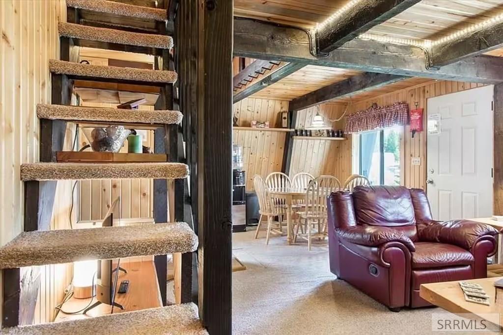4052 Kickapoo Lane, ISLAND PARK, Idaho image 5