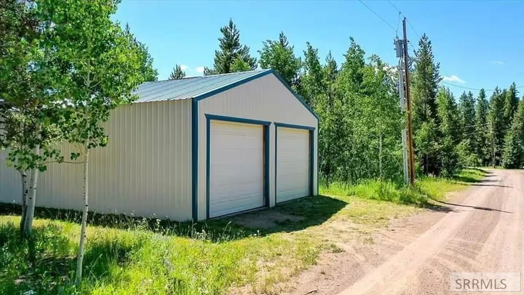 4052 Kickapoo Lane, ISLAND PARK, Idaho image 30