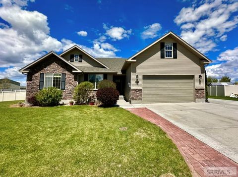 Single Family Residence in REXBURG ID 362 Oak Trail Drive.jpg