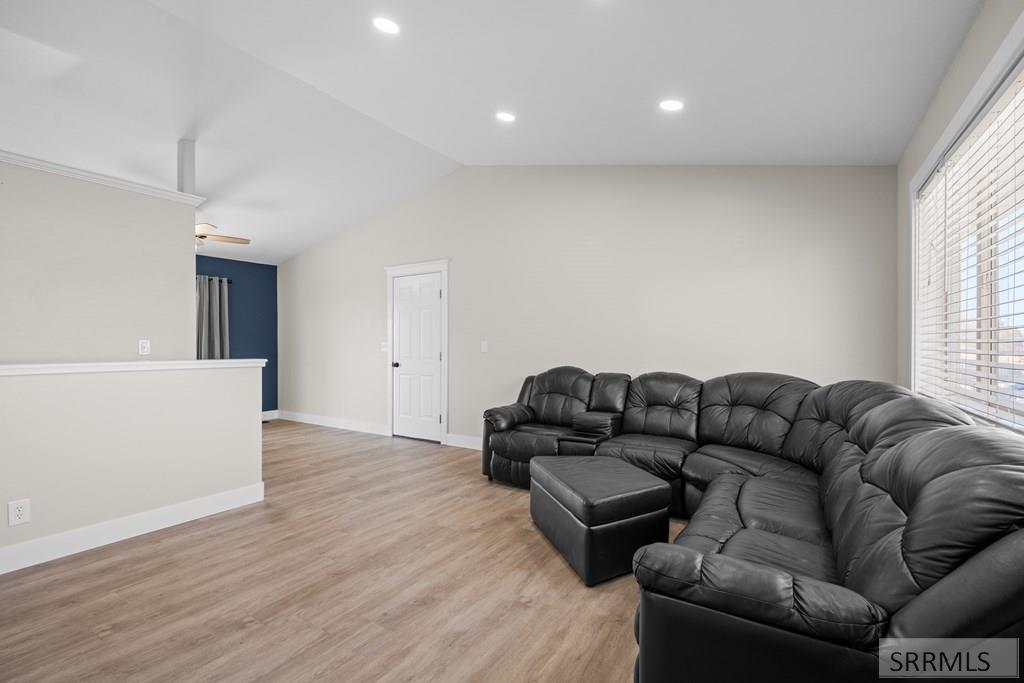 334 S Wheatfield Lane, IDAHO FALLS, Idaho image 6