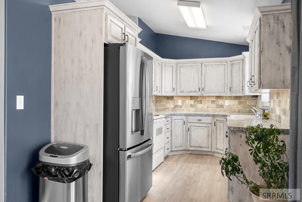 334 S Wheatfield Lane, IDAHO FALLS, Idaho image 9
