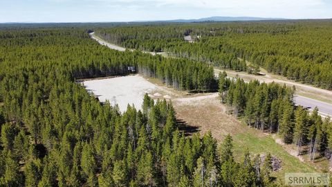 Photo of 4418 Hwy 20, ISLAND PARK, ID 83429 (MLS # 2181938)