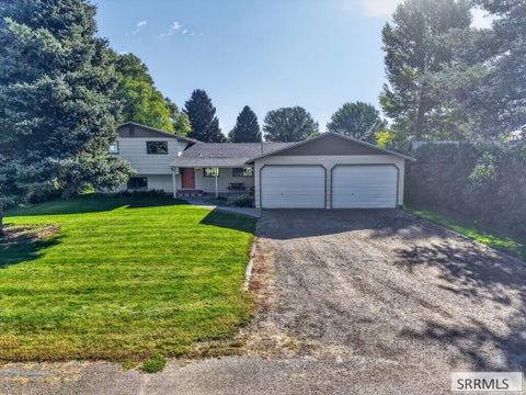 Photo of 6676 Derek Lane, IDAHO FALLS, ID 83401 (MLS # 2189103)