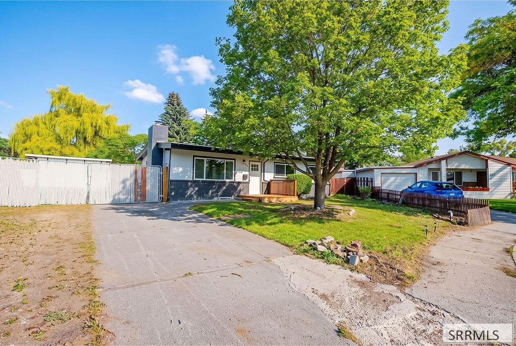 272 Valley Drive