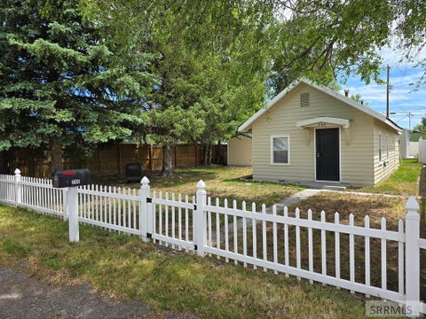Homes For Sale - 740 NE Main Street<br/> Bingham County, BLACKFOOT, ID 83221