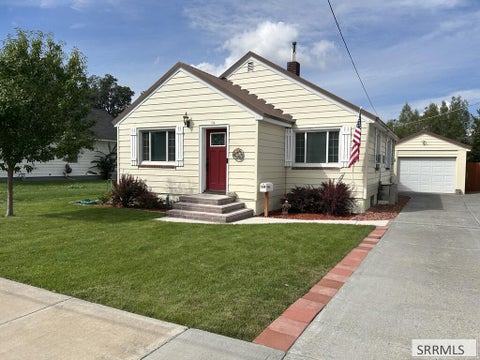 Photo of 154 N Milton Avenue, SHELLEY, ID 83274 (MLS # 2188870)
