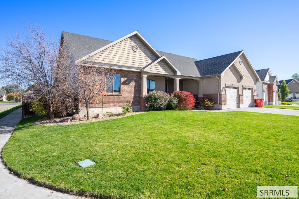 516 Glenwood Circle