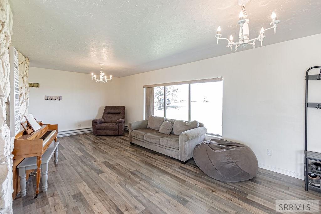 6363 W 2000 S, REXBURG, Idaho image 14