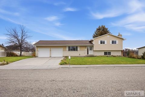 Photo of 1850 Moran Street, IDAHO FALLS, ID 83401 (MLS # 2180864)