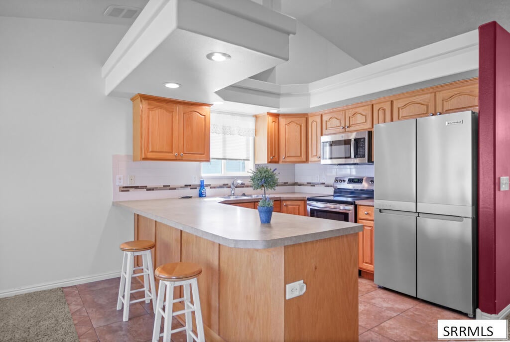 3673 John Adams Parkway