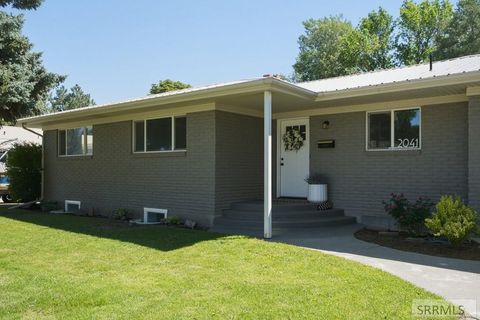 Photo of 2041 Monticello Drive, IDAHO FALLS, ID 83404 (MLS # 2187651)