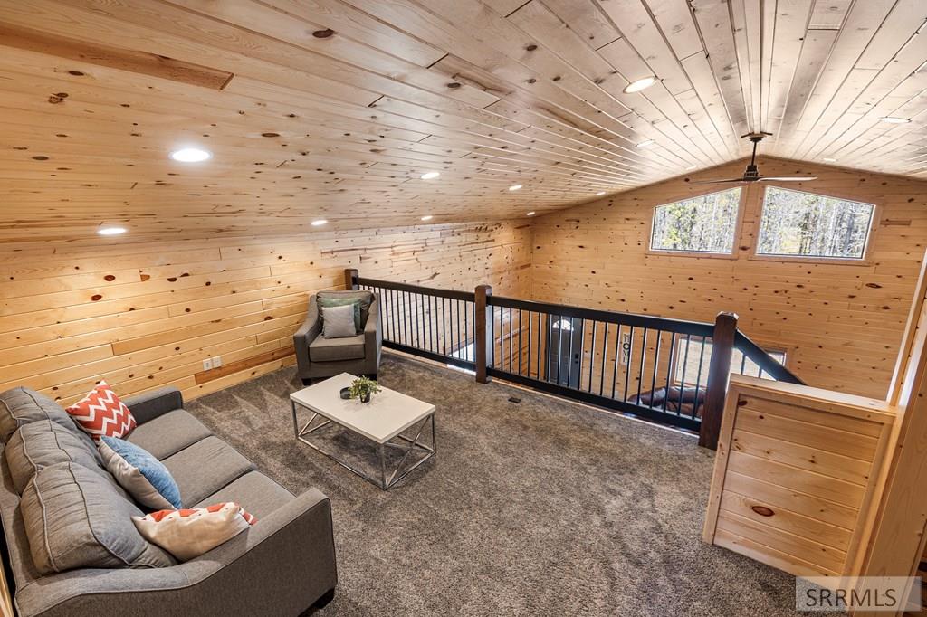 4060 Steelhead Drive, ISLAND PARK, Idaho image 35