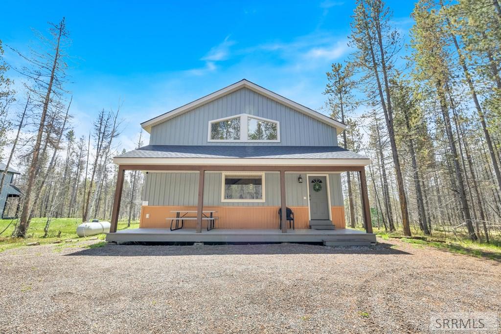 4060 Steelhead Drive, ISLAND PARK, Idaho image 50