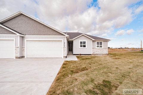 Photo of 3713 Victorious Cir, IDAHO FALLS, ID 83401 (MLS # 2180613)