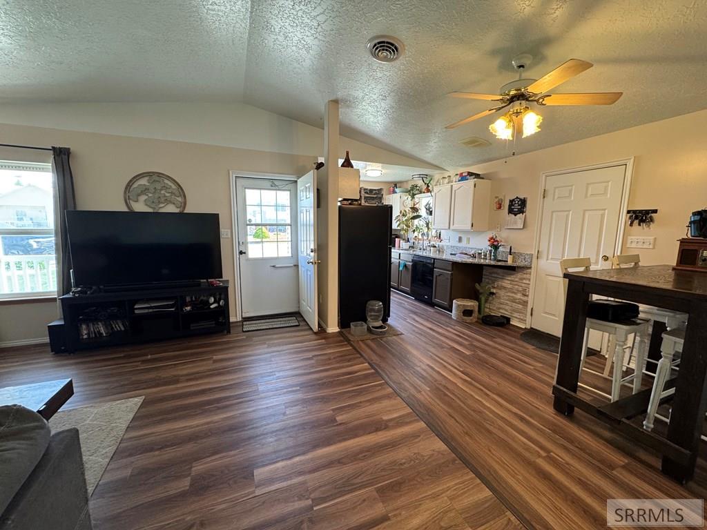 2802 Pam Circle, IDAHO FALLS, Idaho image 5