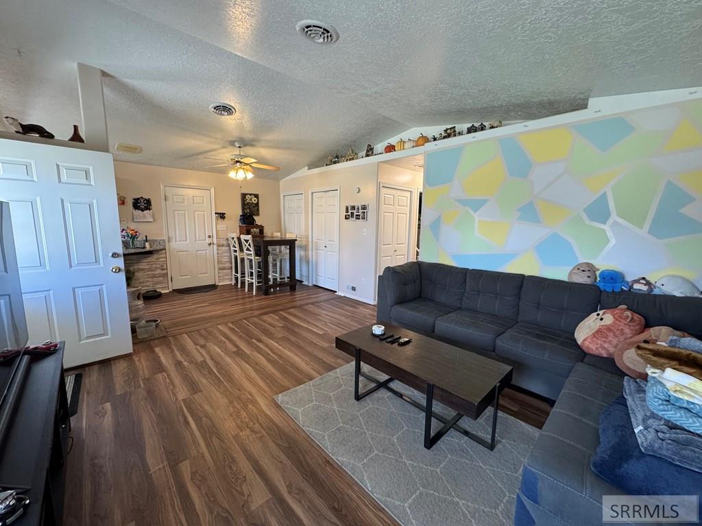 2802 Pam Circle, IDAHO FALLS, Idaho image 4