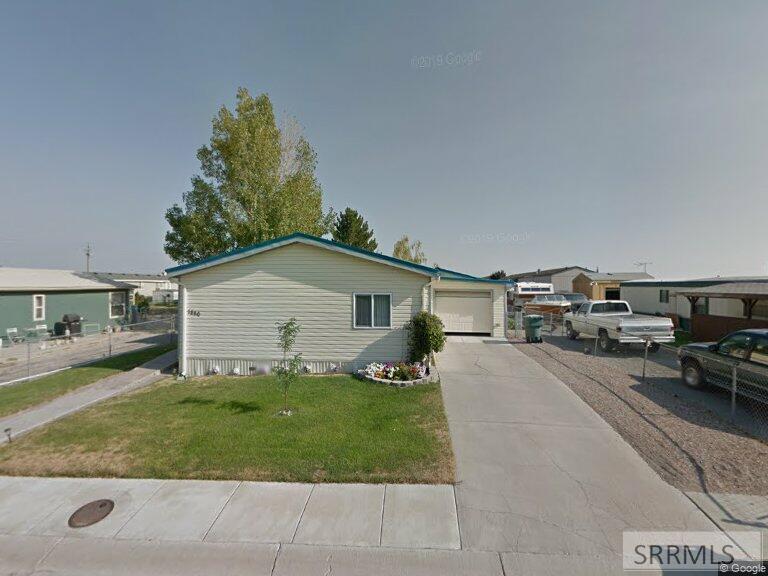 1880 W Scottsdale Drive, POCATELLO, Idaho image 1